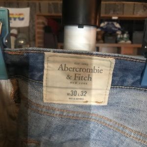 When I worked at A&F, these skinny jeans were it.